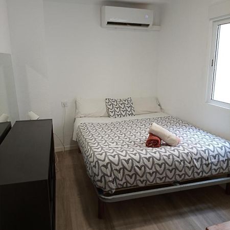 Buena Onda Malaga Apartment Luaran gambar
